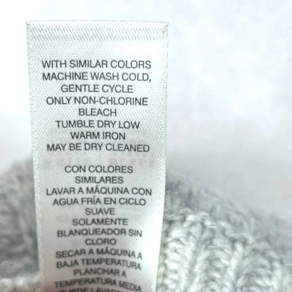 White House Black Market Cable Knit Asymmetrical Gray Poncho Pullover Shawl - Picture 9 of 10